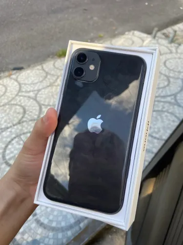 iPhone 11 64GB funcionando tudo