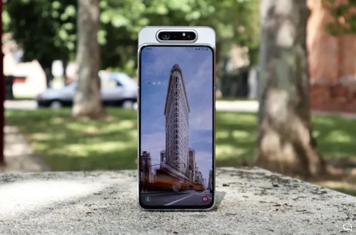 Samsung A80