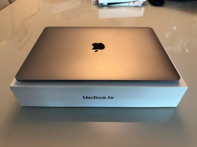 Macbook Air M1 256 gb