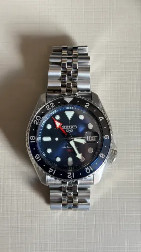 Seiko 5 Sports GMT