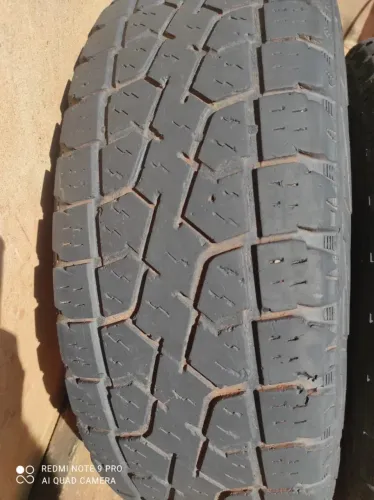 Vendo 3 pneus 265/70R18