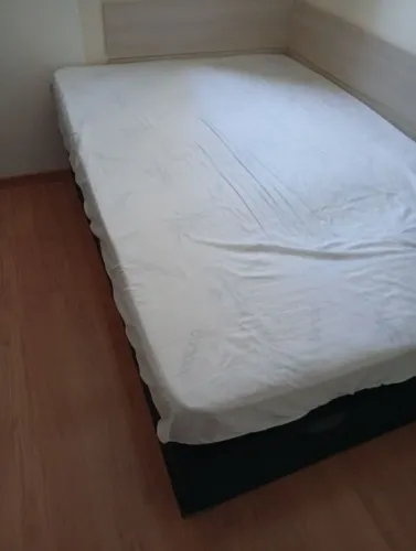 Cama box
