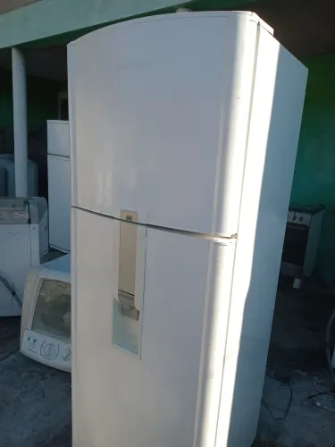Geladeira Brastemp grande