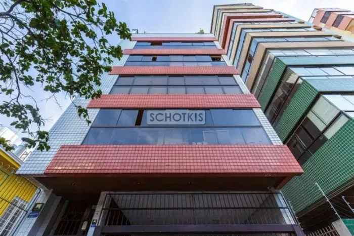 IMOBILIÁRIA SCHOTKIS VENDE EXCELENTE COBERTURA DE 01 DORMITÓRIO EM PLENA JOÃO TELLES, DESO