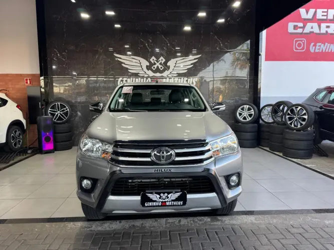 Toyota Hilux CD SRV 4X4 2.8 TDI Diesel Aut. 2017