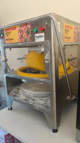 Máquina de abrir massa de pizza