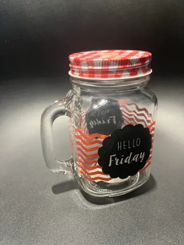 Caneca de vidro Friday