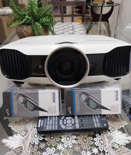 Projetor Epson HomeCinema 5030UBe