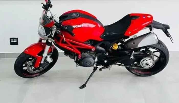 Ducati Monster 796
