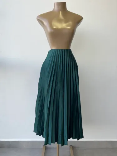 Saia plissada Zara 
