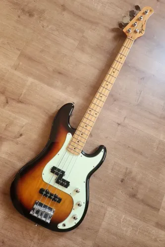 Baixo Tagima PJ TW73 