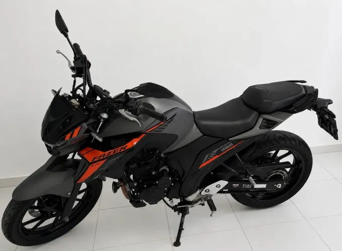 FAZER 250 2025