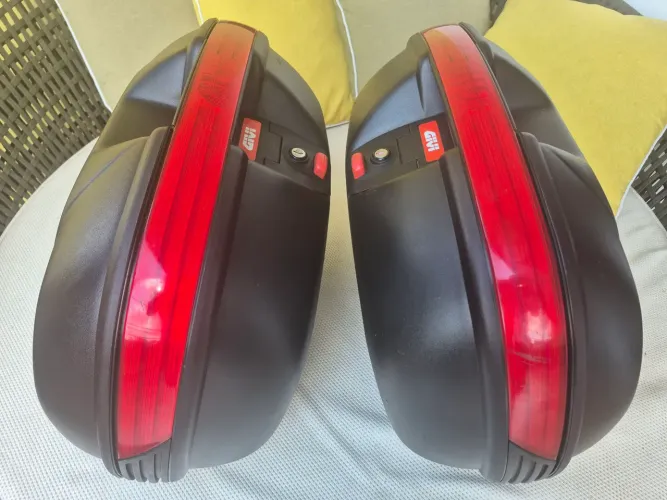 Baús laterais GIVI E360 40L