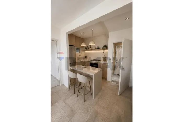 Apartamento de 1 quarto tipo Flat com 38m, cozinha integrada, suíte. Portaria 24 horas, 1