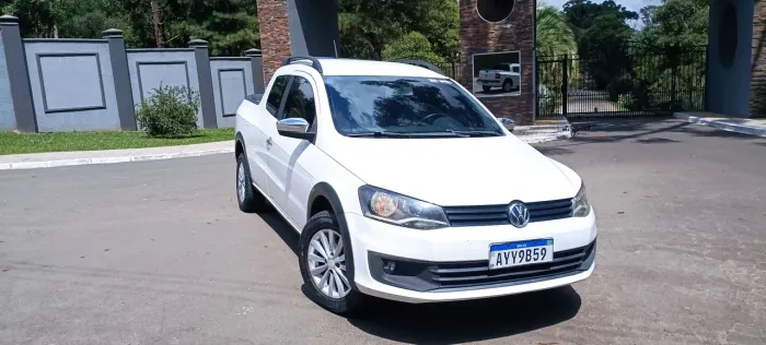 Volkswagen Saveiro Trendline 1.6 T.flex 8V CD 2015