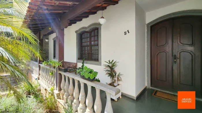 CASA COMERCIAL TOTALMENTE REFORMADA DISPONIVEL PARA LOCAÇÃO NO BAIRRO SÃO PEDRO