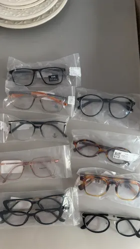 Óculos novos 35,00 cada