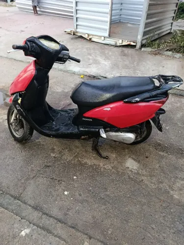 Lead 110