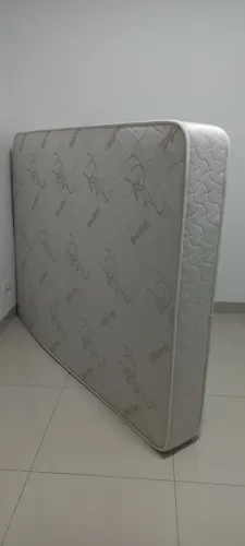 Colchão Casal Novinho!!!