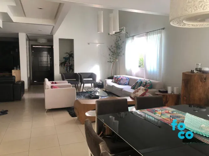 Sobrado com 4 dormitórios à venda, 380 m² por R$ 3.200.000,00 - Condomínio Gávea Hill I -