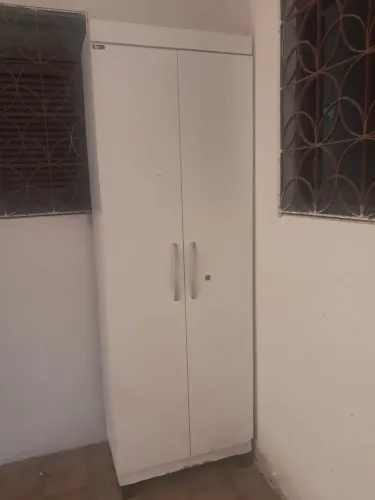 Armário ou Instante de 2 portas branca