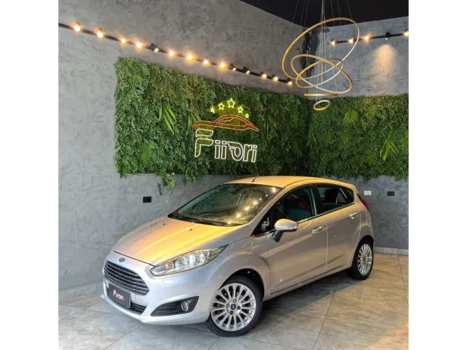Ford Fiesta Titanium 1.6 Powershift Aut. 2015