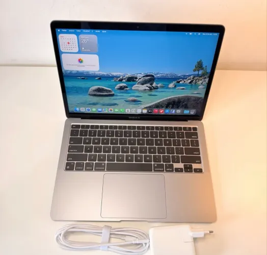 MacBook Air M1 2020