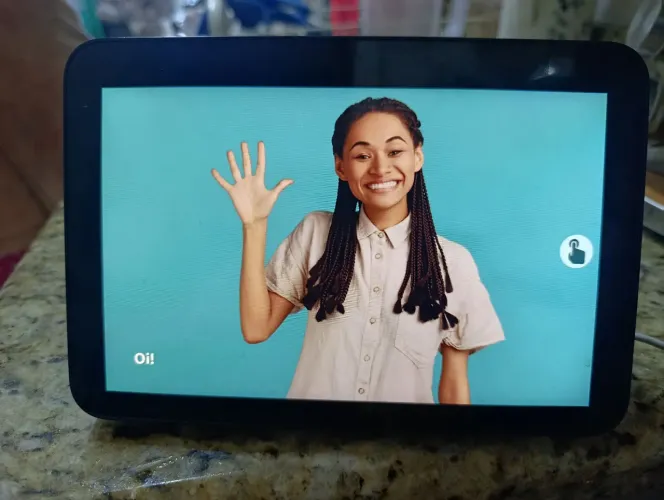 A Echo Show 8 (2ª geração) Alexa