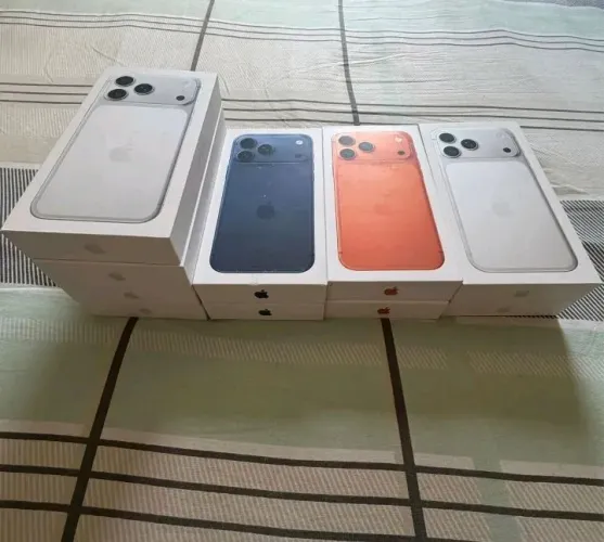 iPhones lacrados destravados com garantia!
