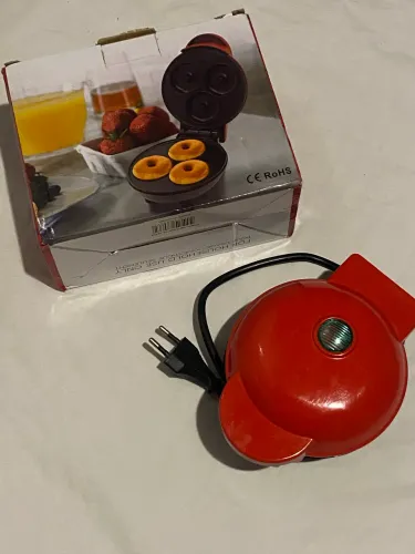 Mini máquina de fazer Donuts portátil rosquinhas automáticas Culinária 3 buracos- 220V