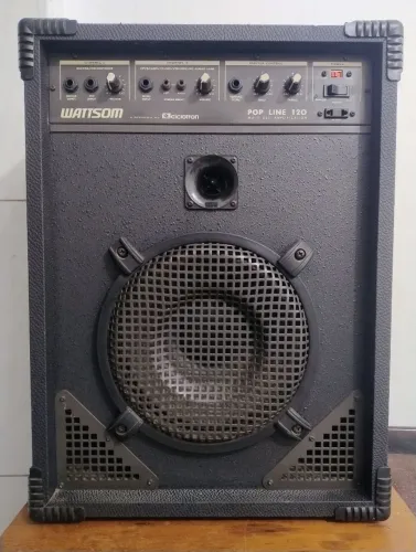 Caixa amplificada 120