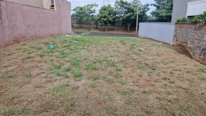 Terreno Condomínio em São José do Rio Preto