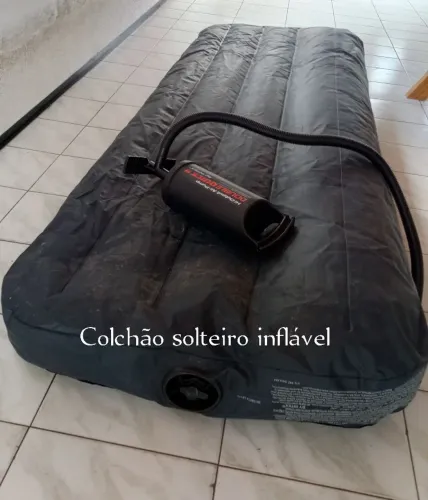 Colchão solteiro inflável