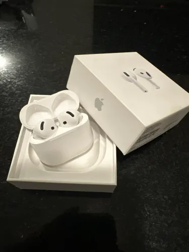 Air Pod 4