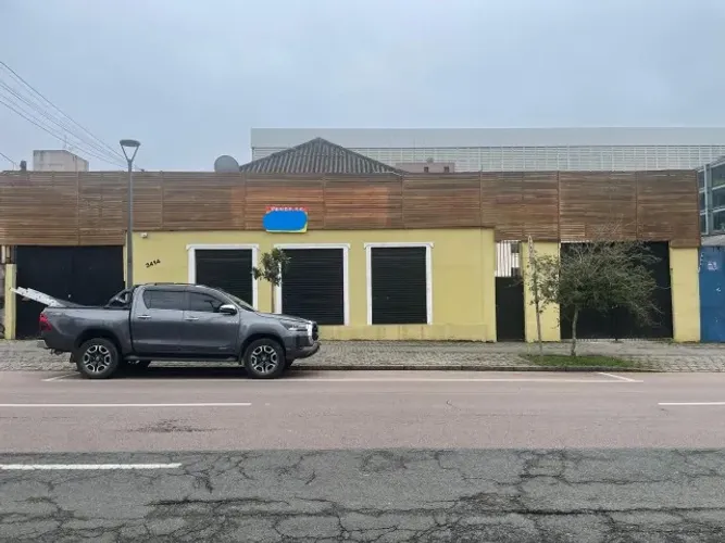 Excelente Terreno 880 m2 - ZR4 (c/ Casa e Barracao) - próximo Arena Atlético