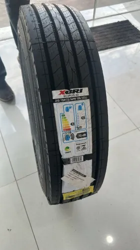 Pneu 215 Novo Liso - Xbri
