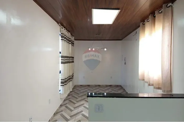 Sala Comercial com 20m² no Wanel Ville em Sorocaba - Excelente para escritório c/ Zero tax