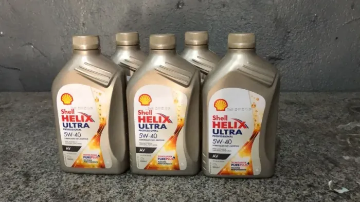 Kit com 5 Óleo Shell Helix Utra Professional 5w40