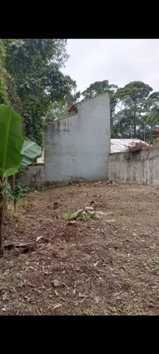 Venda terreno localizado no Jardim Samambaia.