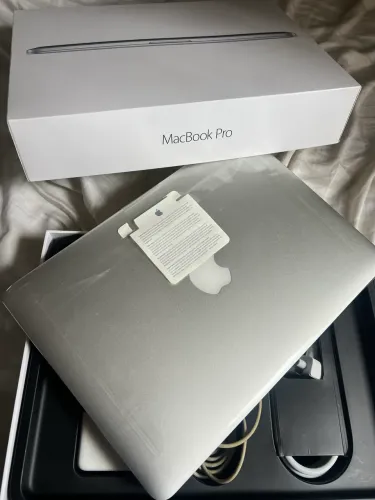 Macbook Pro 13"