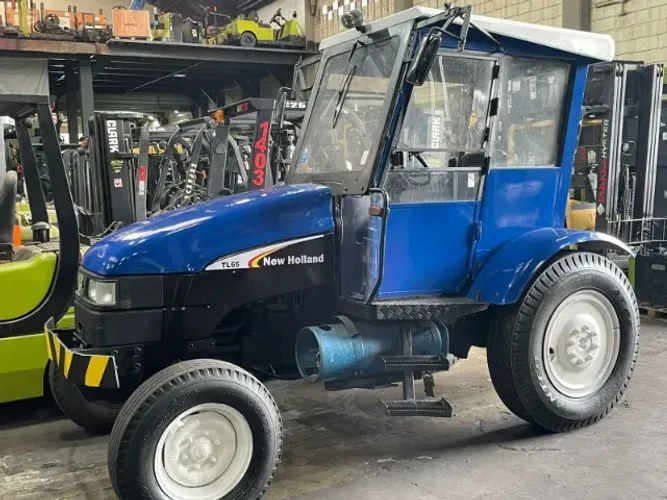 Trator New Holland TL 65 4x2 2008