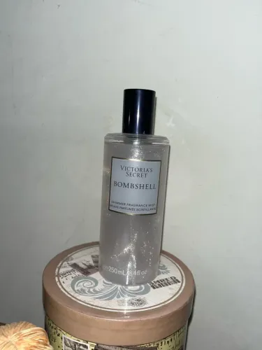 Victorias Secret Bombshell Shimmer Fragrance Mist