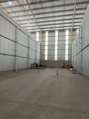 Galpão/Depósito/Armazém para aluguel com 840 metros quadrados