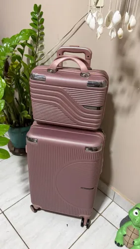 Vendo essa mala 18 quilos 