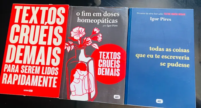 Coleção 3 Livros Textos Cruéis Demais - Igor Pires | Ótimo Estado