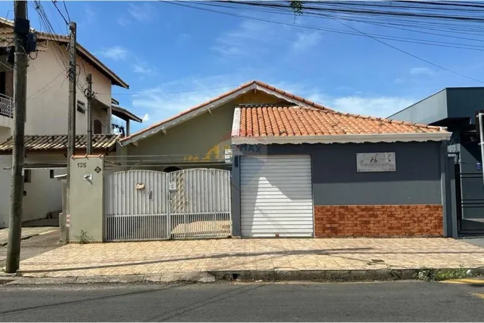 Casa à Venda em Cabreúva 2 Quartos em Colina da Serra | 117m² por R$580.000