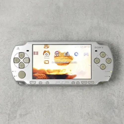 PSP - PlayStation Portatil - 8GB Desbloqueado