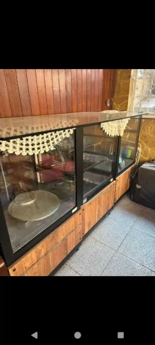 Conjunto de Vitrines sendo 1 fria,1 quente e 1 seca. Ideal para padarias,lojas de conv