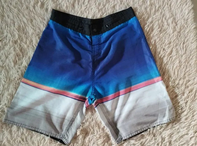 Bermuda masculina tamanho 12/14 anos