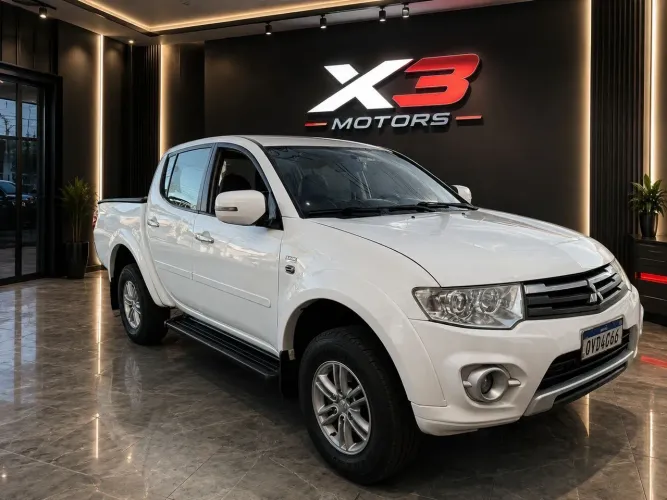 Mitsubishi L200 Triton HPE 3.2 CD TB Int.diesel AUT 2014